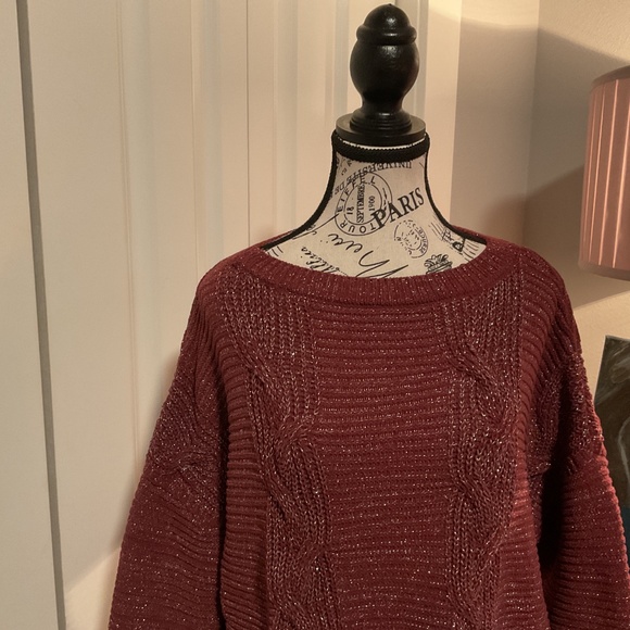 Burgundy and silver metallic thread distressed cable knit sweater by Buckle - Picture 3 of 6